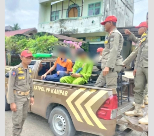 Puluhan Pelajar di Kampar Terjaring Razia Satpol PP Saat Jam Sekolah, Asyik Main Domino