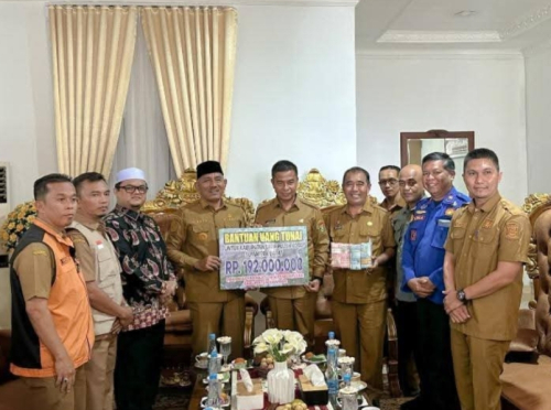 Pemkab Kampar Salurkan Donasi untuk Korban Bencana di Lima Puluh Kota