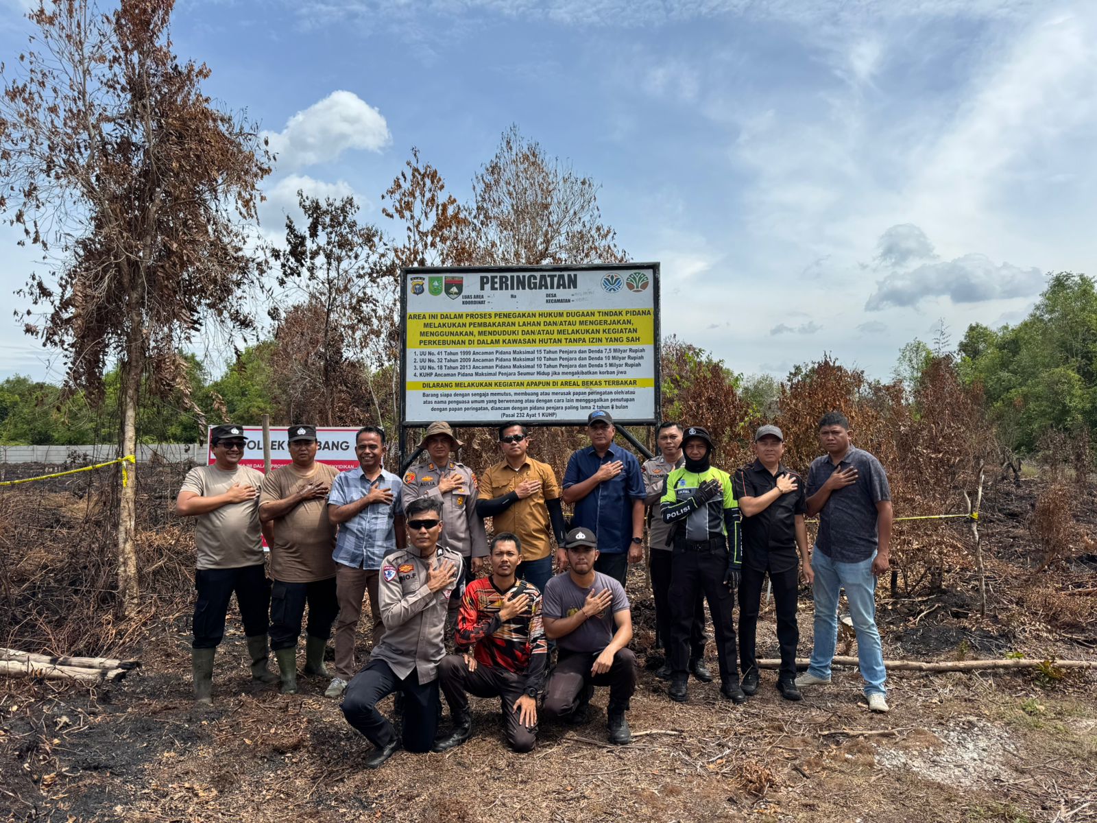 Karhutla 3 Hektar di Kampar Padam, Polisi Pasang Police Line