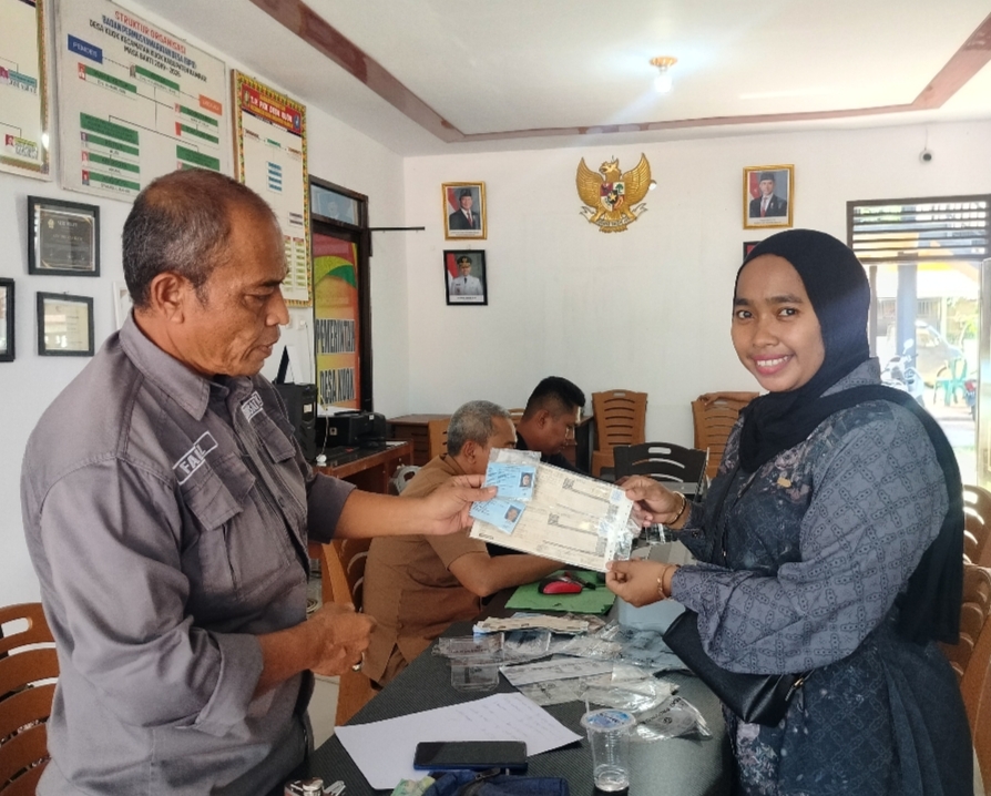 UPT PP Samsat Bangkinang Bawa Layanan Tanjak ke Desa Kuok, 52 Warga Langsung Bayar Pajak