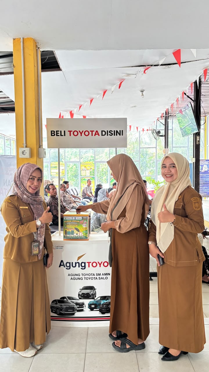 Apresiasi Warga Taat Pajak, Samsat Bangkinang Bagikan Kupon Doorprize Berhadiah