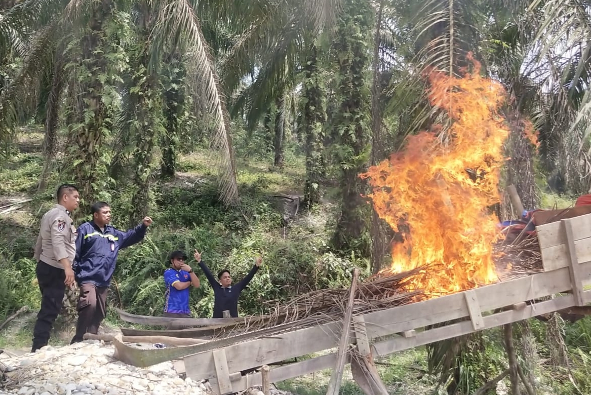 Polsek Kuantan Tengah Sikat Dua Alat PETI di Dua Kecamatan Sekaligus