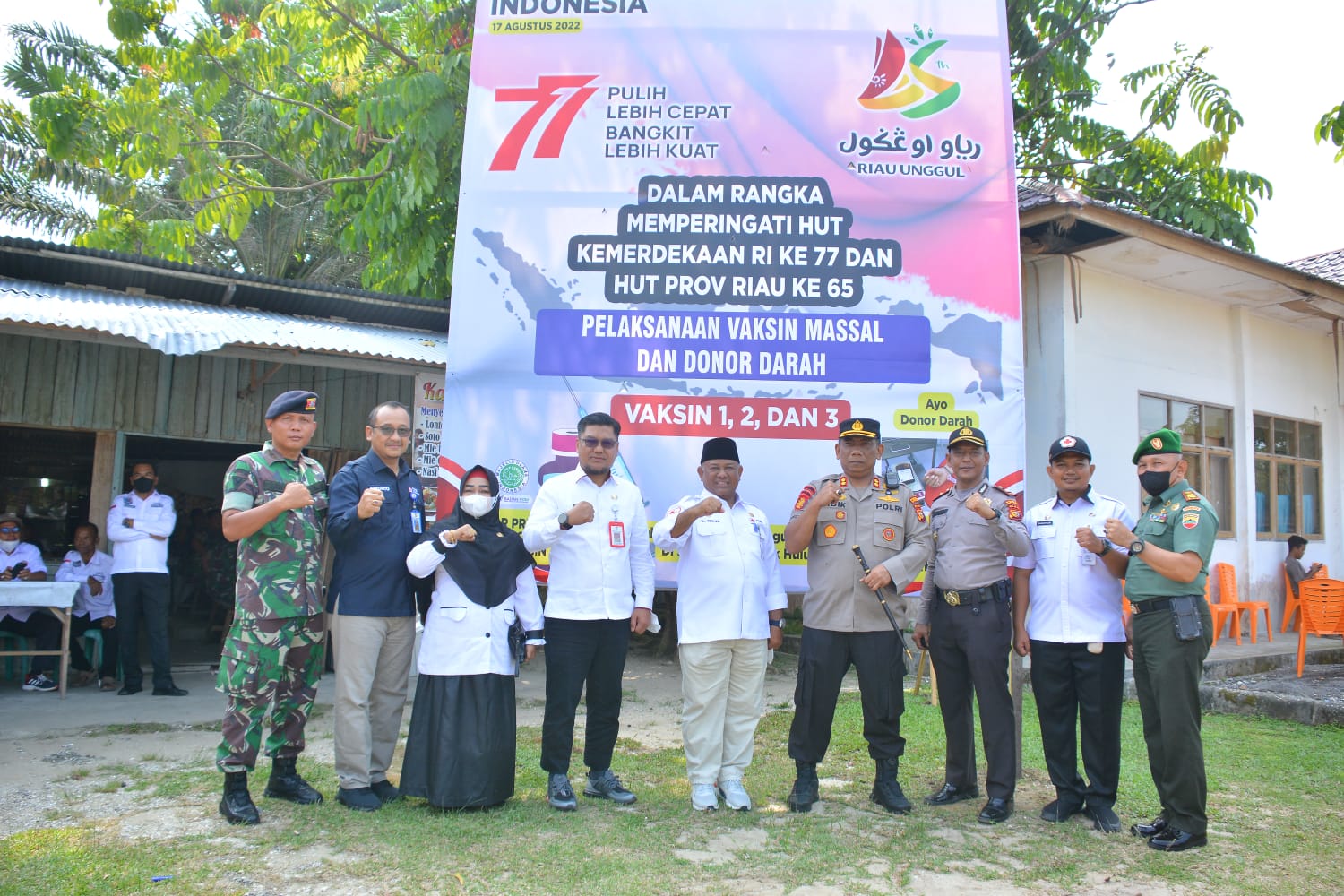 Peringati HUT RI Ke 77 dan HUT Riau 65, Pemda Kampar Gelar Vaksinasi dan Donor Darah Massal