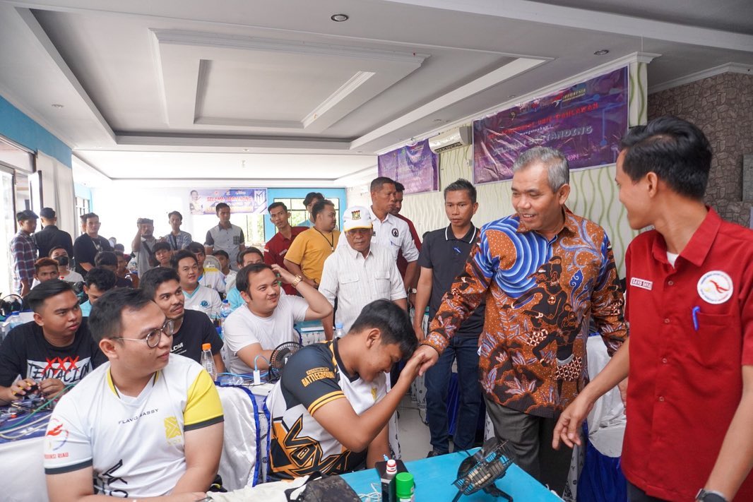 Hadiri Pembukaan Turnamen ESI Kampar Competition Tahun 2023, Ini Harapan Pj Bupati